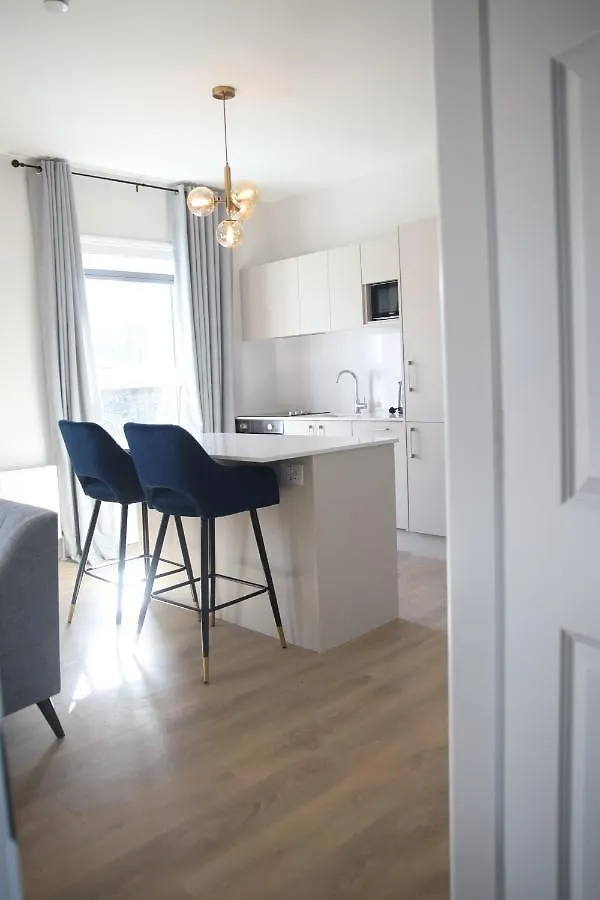 *** Guest house Crawford House- Scholarlee Living Apartments Cork Ireland
