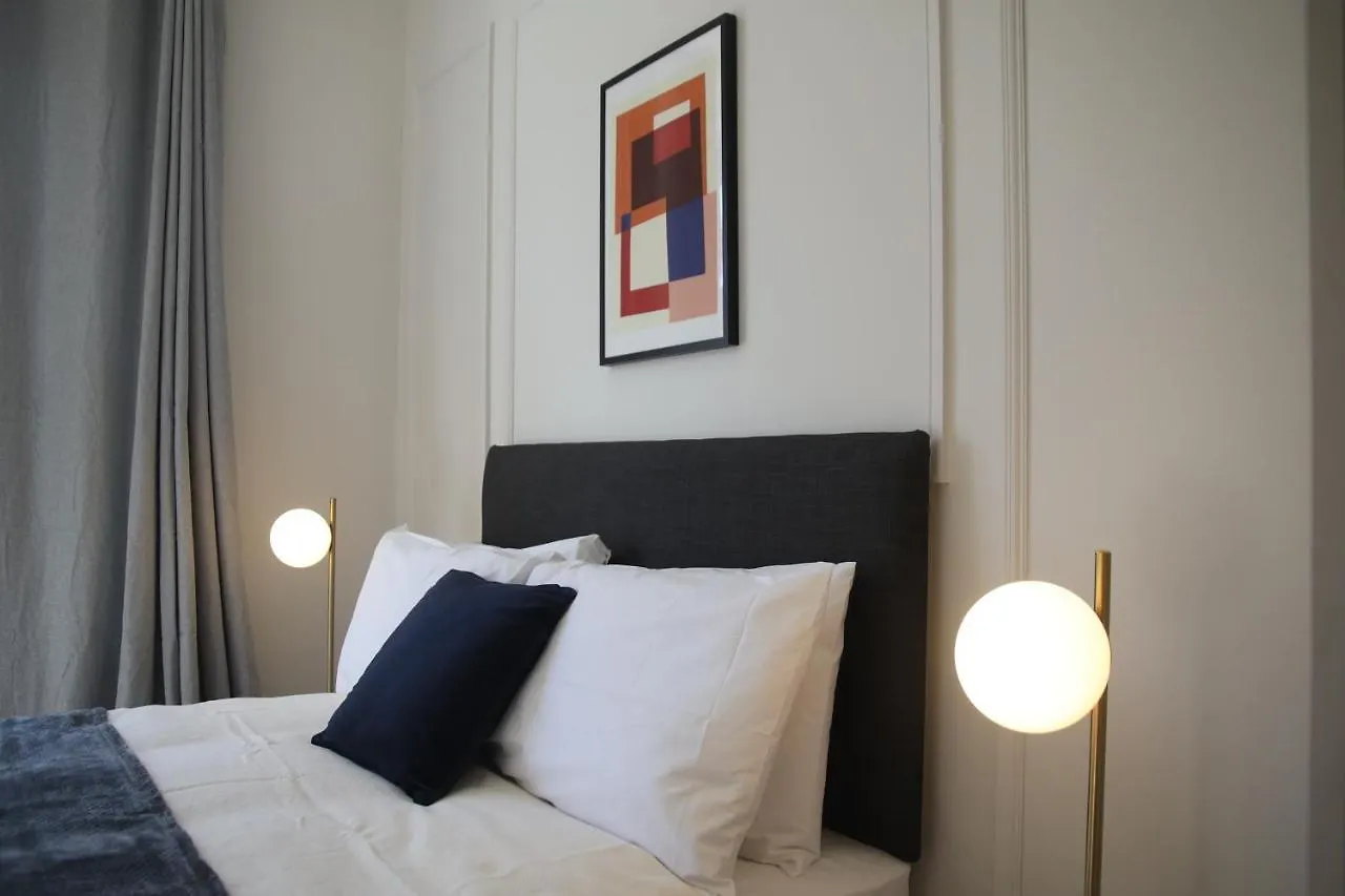 Crawford House- Scholarlee Living Apartments Cork